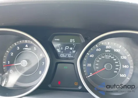 2016 Hyundai Elantra Limited z USA, uszkodzony, nr VIN 5NPDH4AE4GH656193